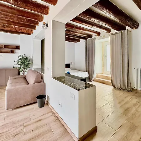 Junior In Centro Bergamo