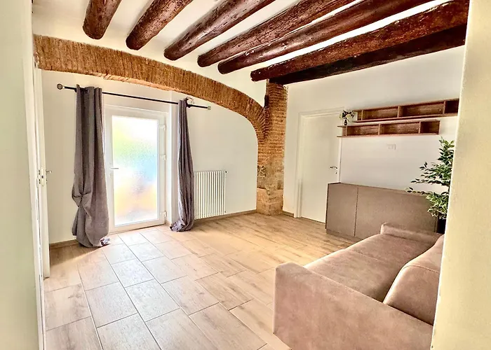 Junior In Centro Bergamo